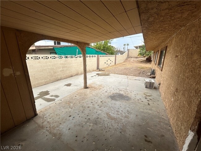 Building Photo - 1405 E McWilliams Ave