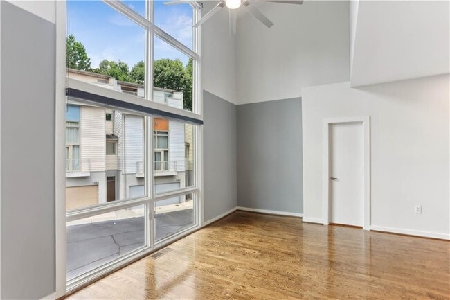 Building Photo - 1385 Stirling Cir NW