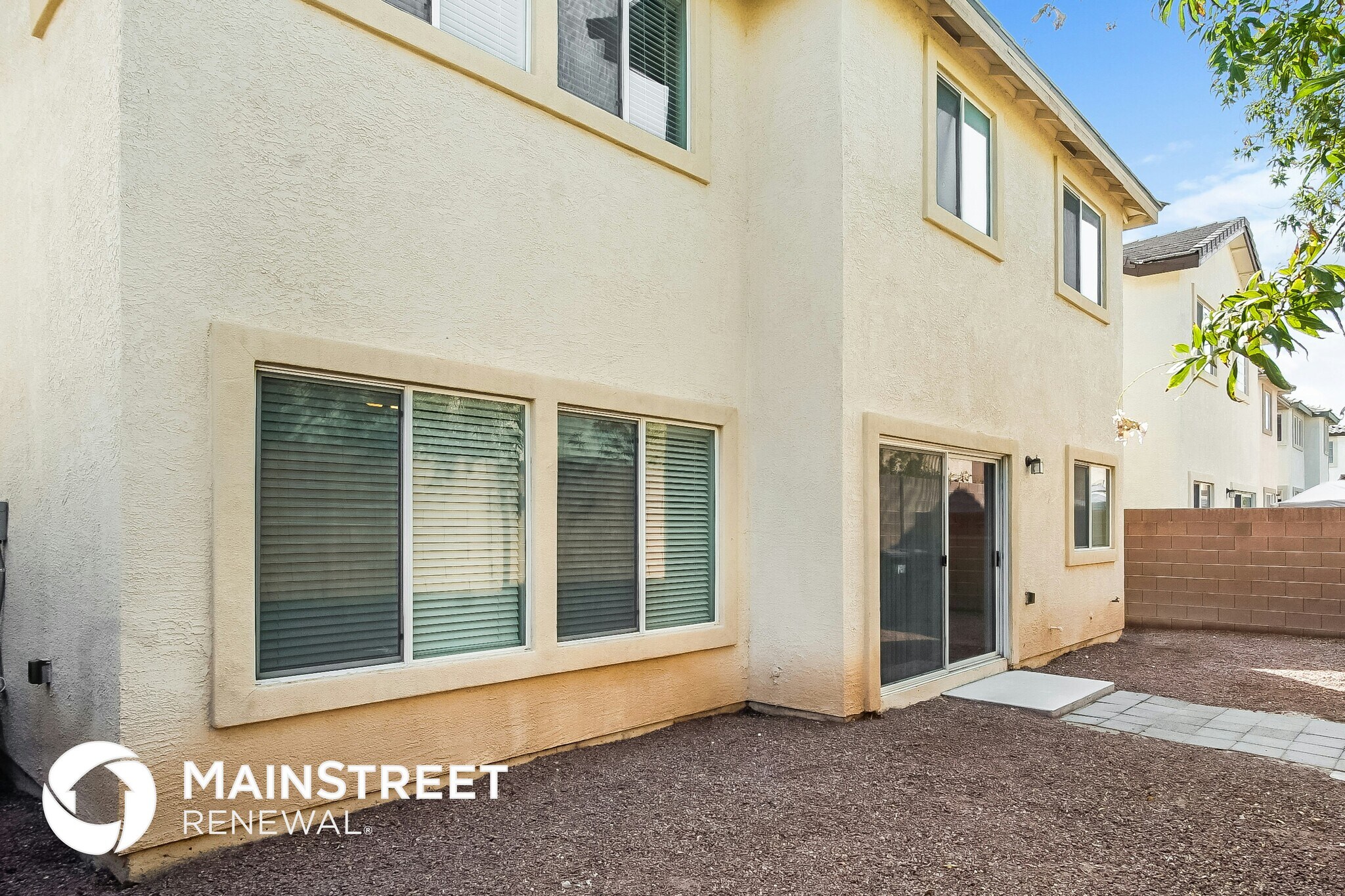 Building Photo - 1154 Shades End Ave