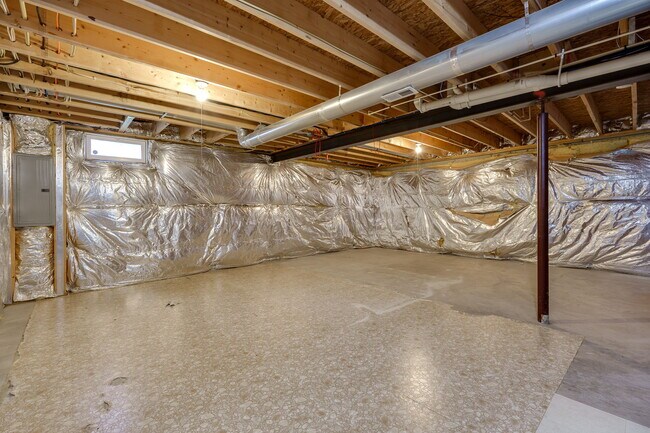Building Photo - 3594 Armada Dr