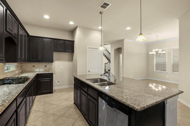 Building Photo - 424 Chester Dr