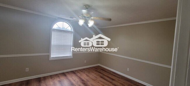 Building Photo - 4745 King Saul Dr