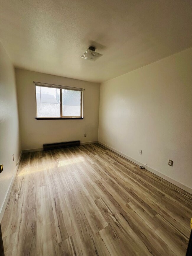 Building Photo - Non-Refundable & Security Deposit Total: $1300.00