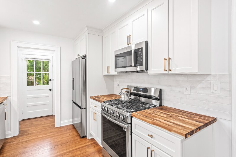 Building Photo - 949 Victory Dr SW