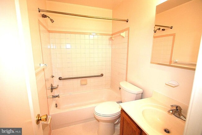 Building Photo - 4405 Apex Ln