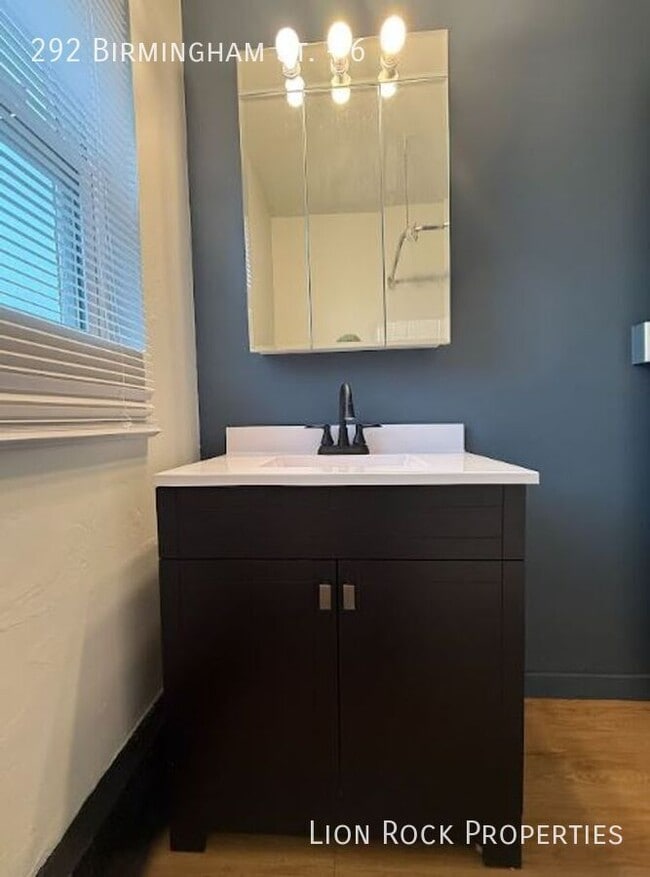 Building Photo - 292 Birmingham St