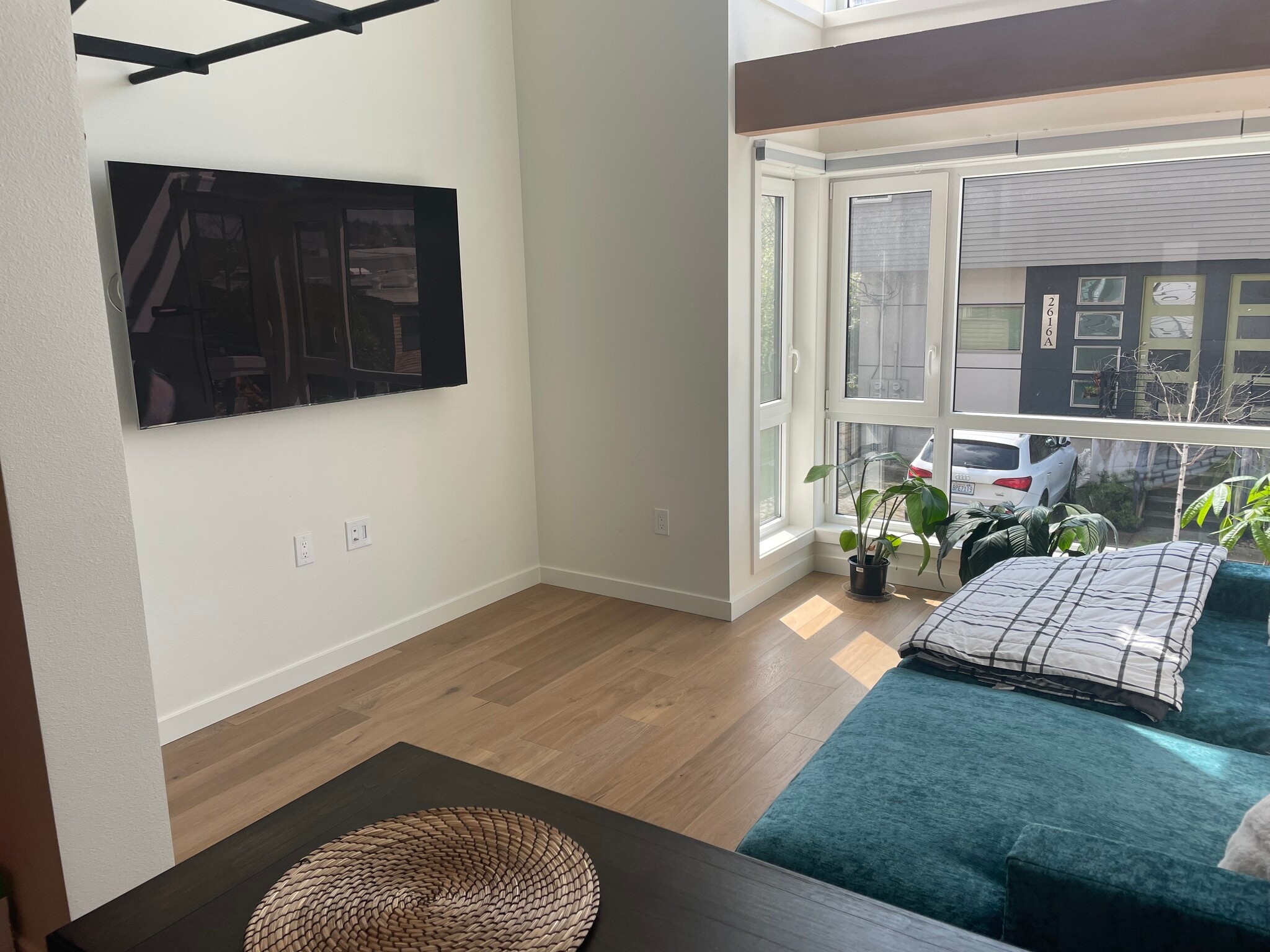 Building Photo - 2617 Franklin Ave E