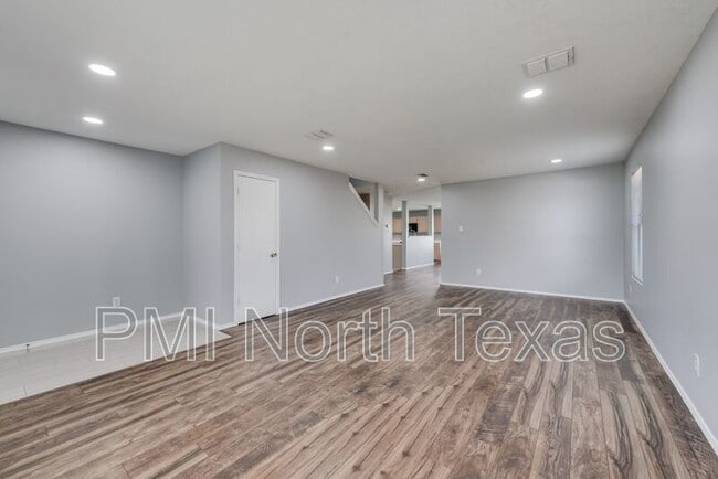 Building Photo - 2512 Brinlee Branch Ln