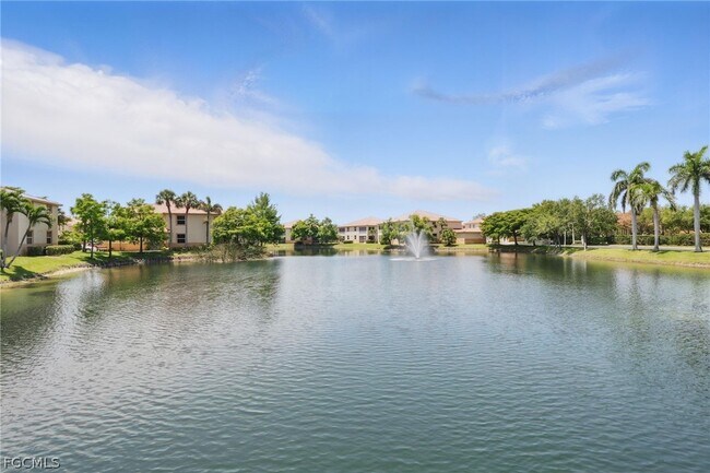 Building Photo - 15430 Bellamar Cir