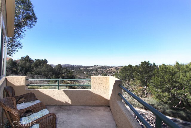 Building Photo - 3005 La Paz Ln