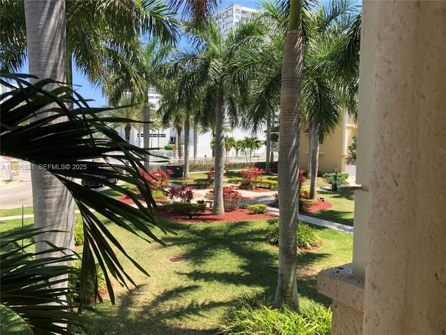 Building Photo - 2700 NE 184th Terrace