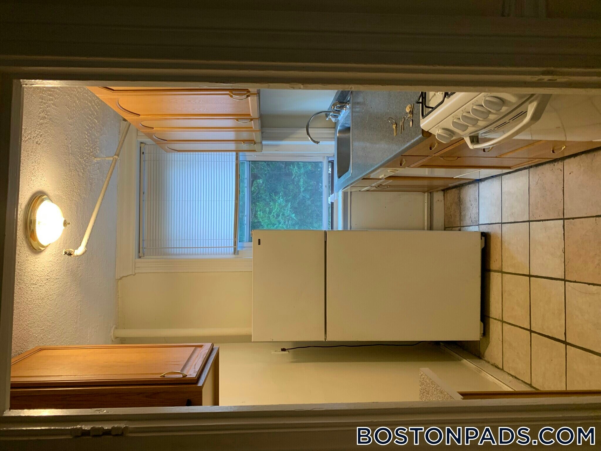 Building Photo - 360 Riverway