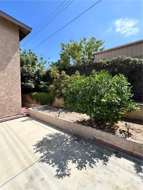 Building Photo - 136 N Tiana Ln