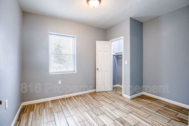 Building Photo - 6903 Jackson Ave