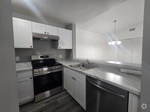 Building Photo - 5232 Via Hacienda Cir