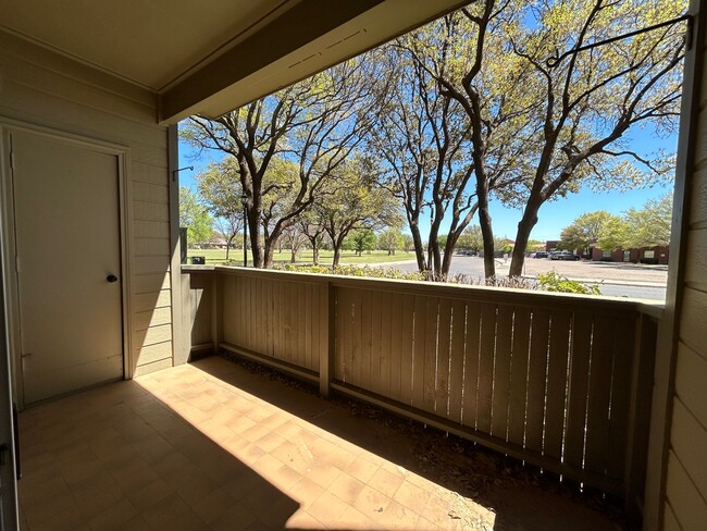 Building Photo - TIMBER RIDGE ONE BEDROOM