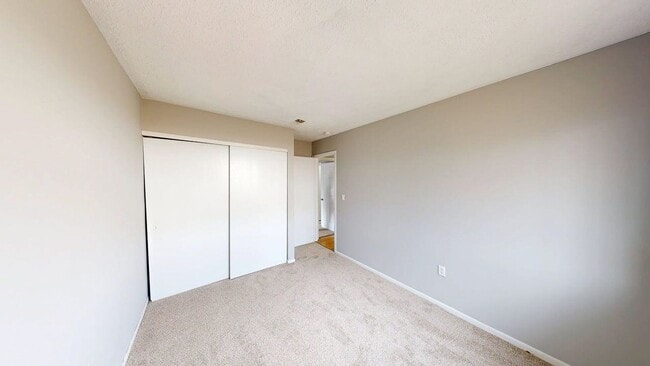 Building Photo - 3140 Walden Pl