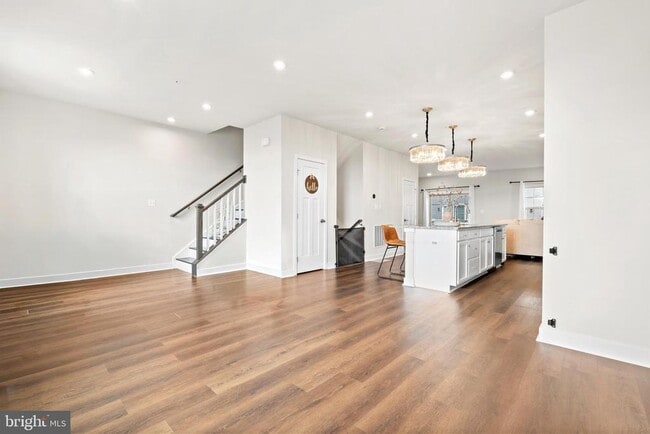 Building Photo - 14730 Spring Haven Ln