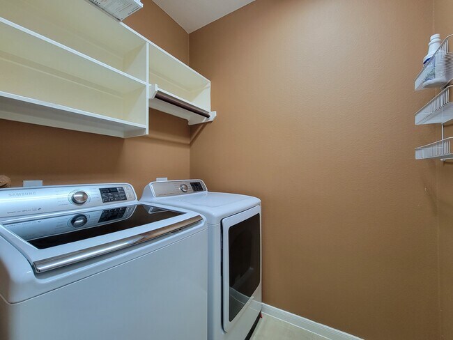 Building Photo - 20931 Flower Croft Ct