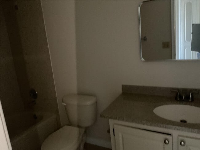 Building Photo - 3363 Spanish Moss Terrace