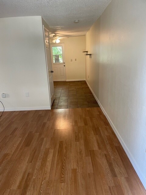 Hallway - 12337 Buffing Rd