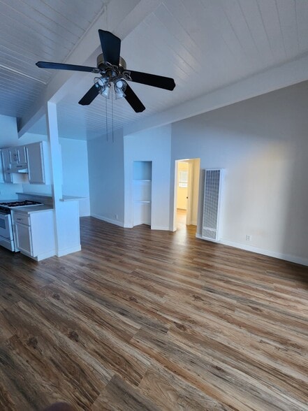 Building Photo - 4353 Don Tomaso Dr