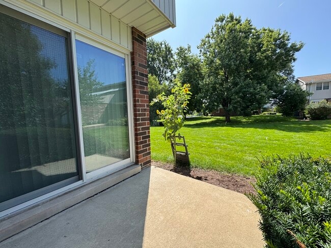 Building Photo - 1656 Castbourne Ct