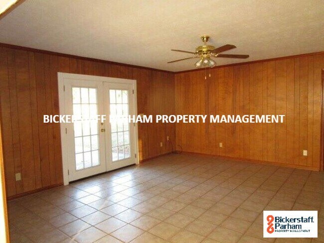 Building Photo - Charming Home In Columbus, GA Off Of Reese Road!