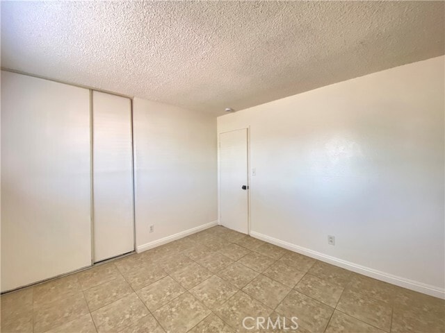 Building Photo - 15129 Elm Ct