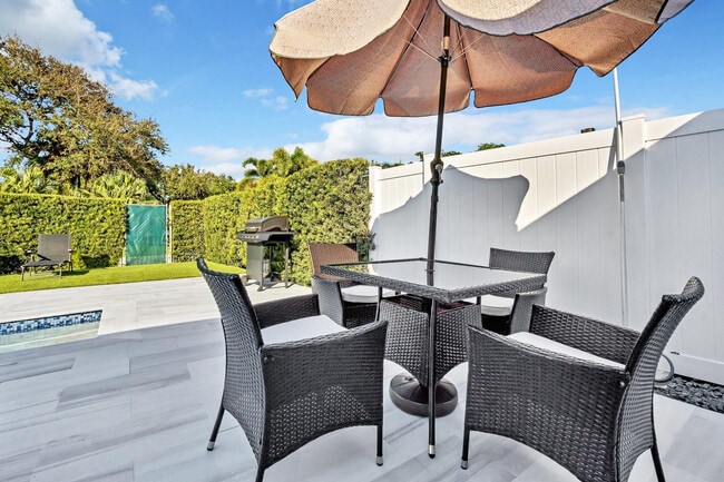 Building Photo - 2007 Northridge Rd