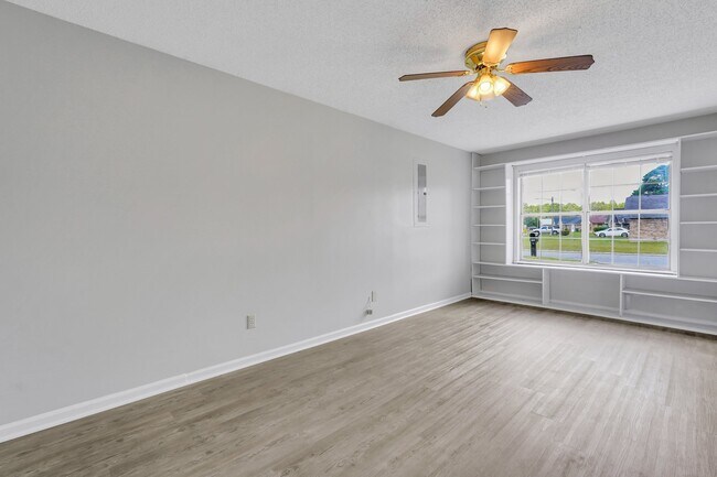 Building Photo - 734 Timber Ridge Trail