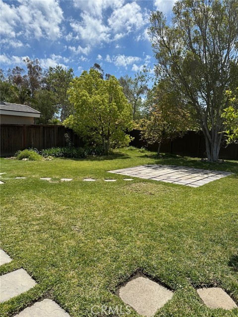 Building Photo - 21195 Country Farm Ln