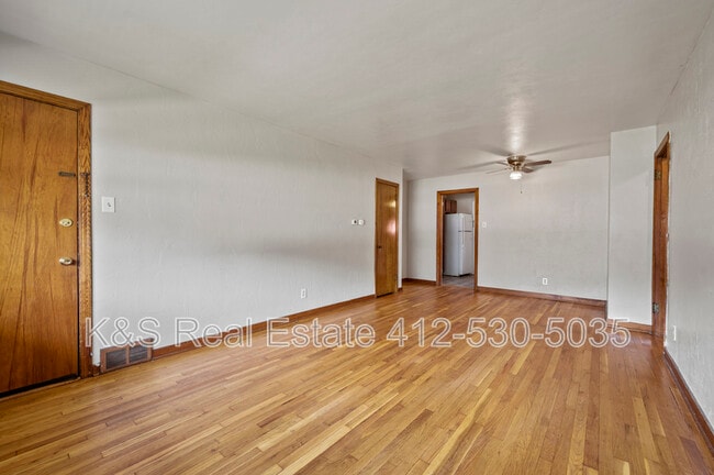 Building Photo - 1441 Lincoln Way
