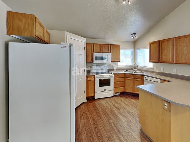 Building Photo - 3630 New Land Loop