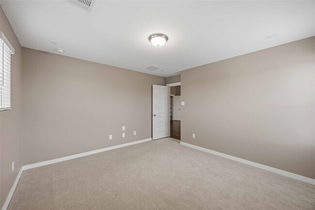 Building Photo - 1239 Cascade Hls Dr