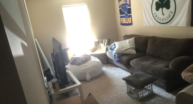 Living room upstairs - 1407 Windsor St