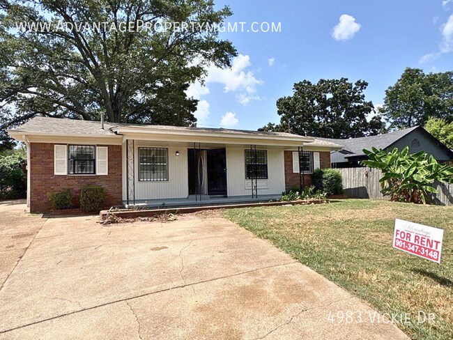 Building Photo - 4983 Vickie Dr