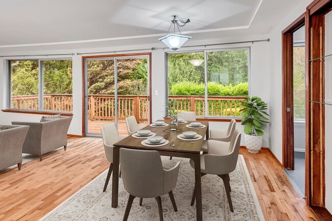 Building Photo - 3065 124th Ave NE