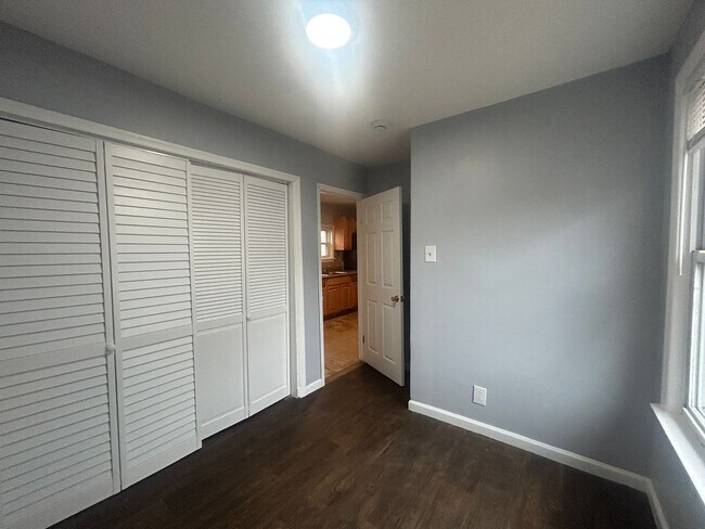 Building Photo - Cozy 3 Bedroom Single Family House for Rent in Neptune!