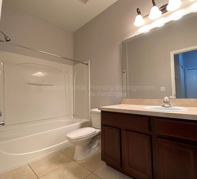 Building Photo - 6460 S Goldenrod Rd