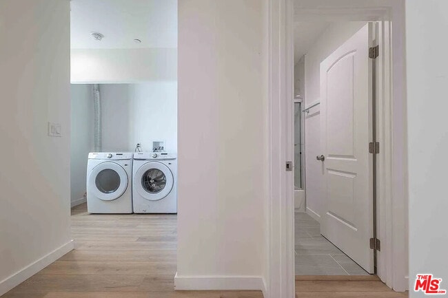 Building Photo - 2101 Burnside Ave