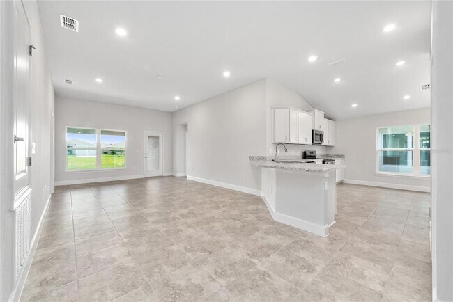 Building Photo - 2111 Cartgate Ln