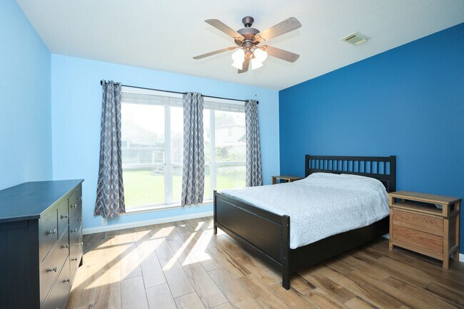 Building Photo - 10330 Sablebrook Ln