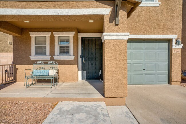 Building Photo - Lovely 3 Bedroom House!