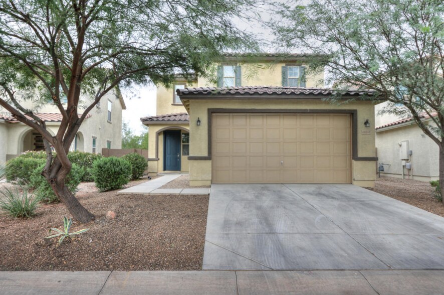 Building Photo - 40352 W Molly Ln