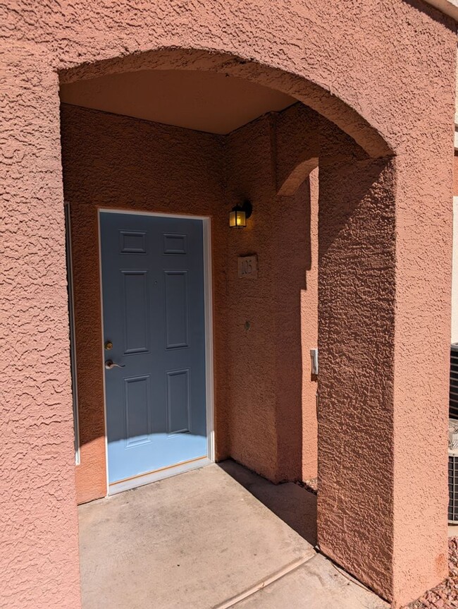 Building Photo - 2-BEDROOM CONDO IN SUMMERLIN LAS VEGAS