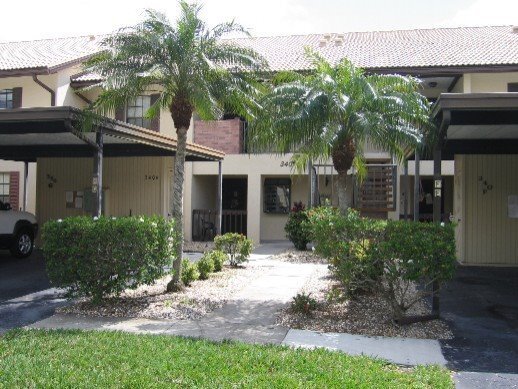 Building Photo - Venice, FL Mission Lakes 2BR/2BA Condo Loc...