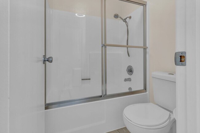 Building Photo - 26316 Los Viveros