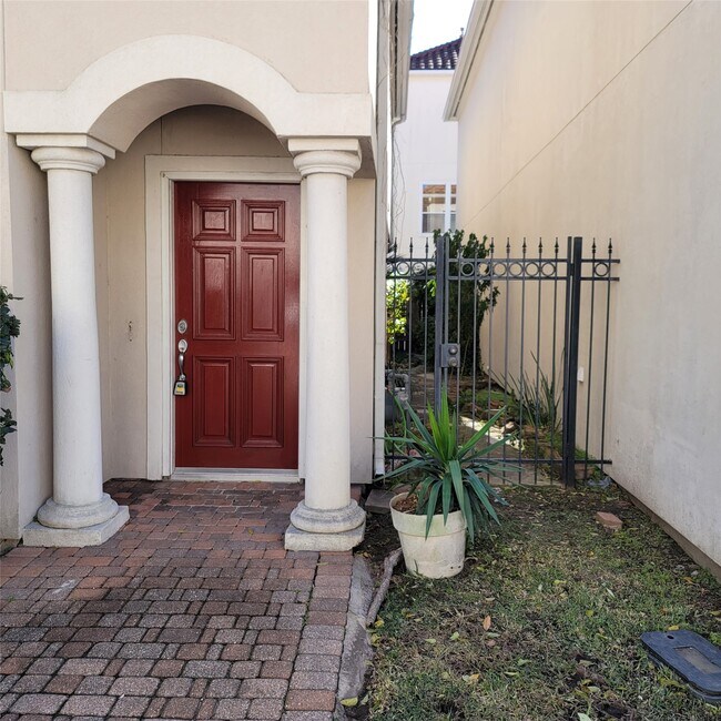 Building Photo - 7111 Harmony Cove