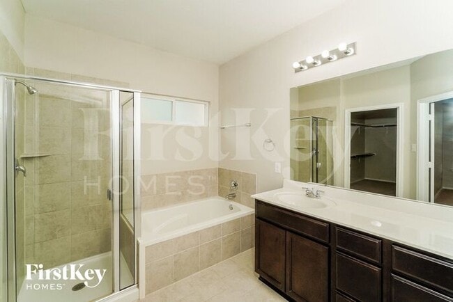 Building Photo - 651 Sage Thrasher
